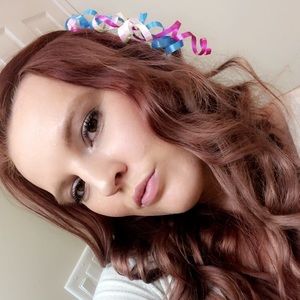 Meet your Posher, Bailey